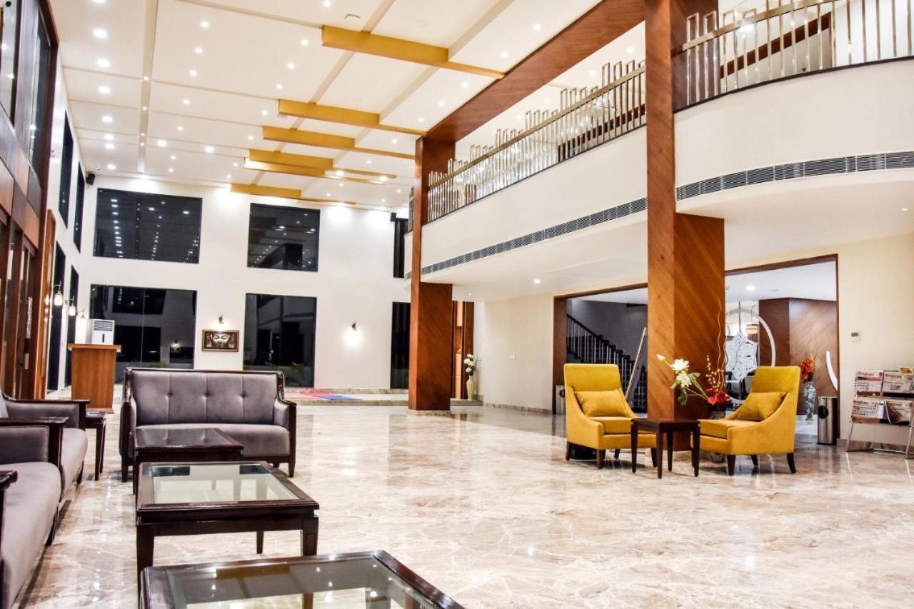Hotel Platinum Shravasti Katra  Dış mekan fotoğraf