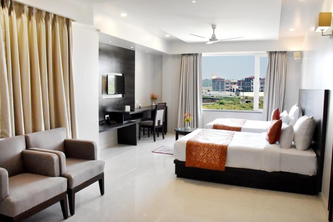 Hotel Platinum Shravasti Katra  Dış mekan fotoğraf