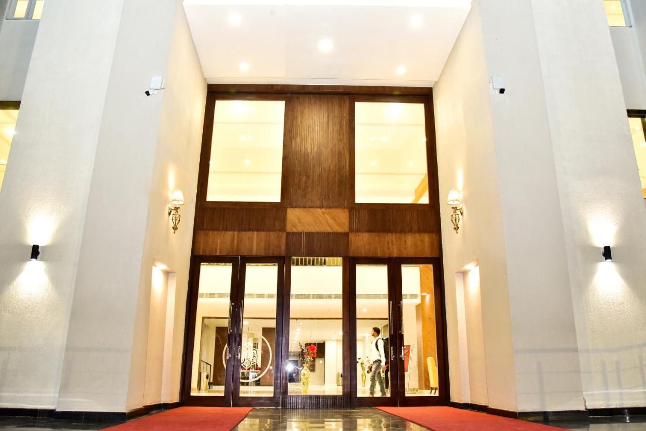 Hotel Platinum Shravasti Katra  Dış mekan fotoğraf