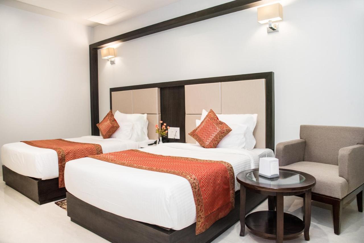Hotel Platinum Shravasti Katra  Dış mekan fotoğraf