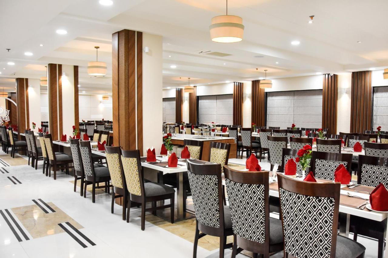 Hotel Platinum Shravasti Katra  Dış mekan fotoğraf