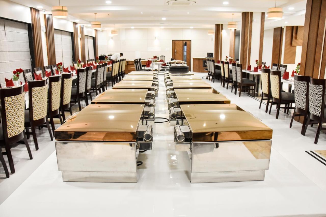 Hotel Platinum Shravasti Katra  Dış mekan fotoğraf