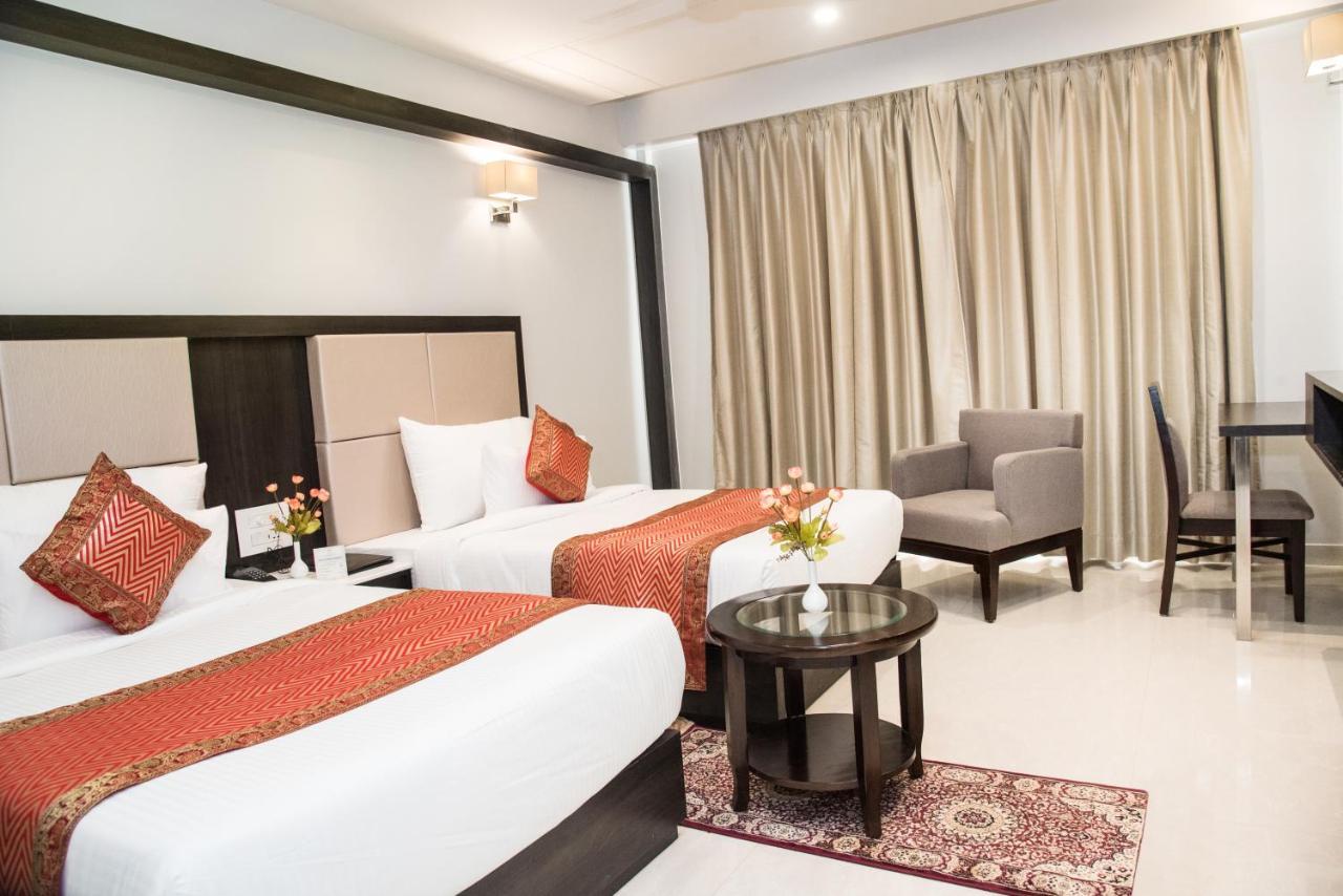 Hotel Platinum Shravasti Katra  Dış mekan fotoğraf