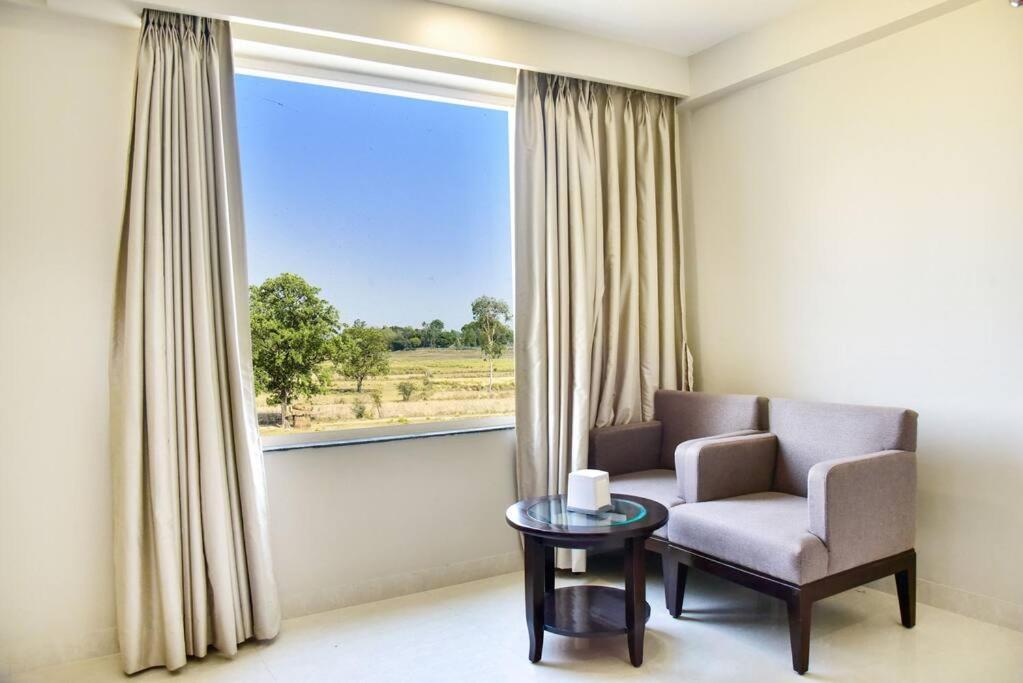 Hotel Platinum Shravasti Katra  Dış mekan fotoğraf