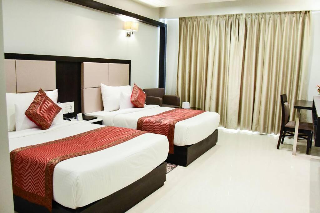 Hotel Platinum Shravasti Katra  Dış mekan fotoğraf