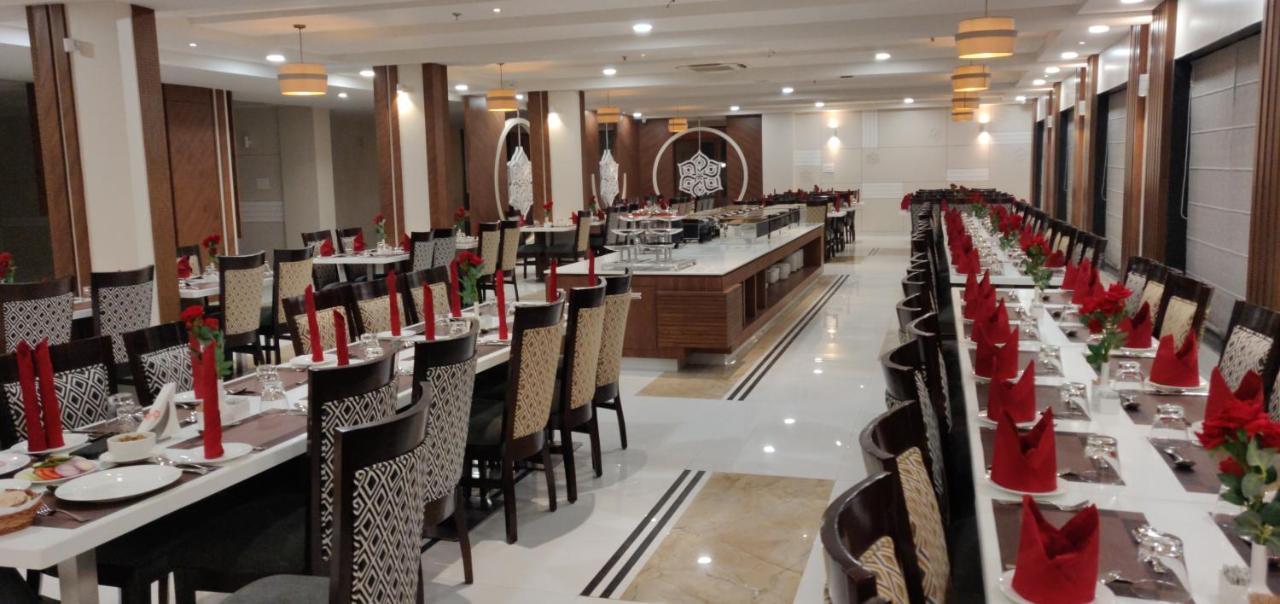 Hotel Platinum Shravasti Katra  Dış mekan fotoğraf